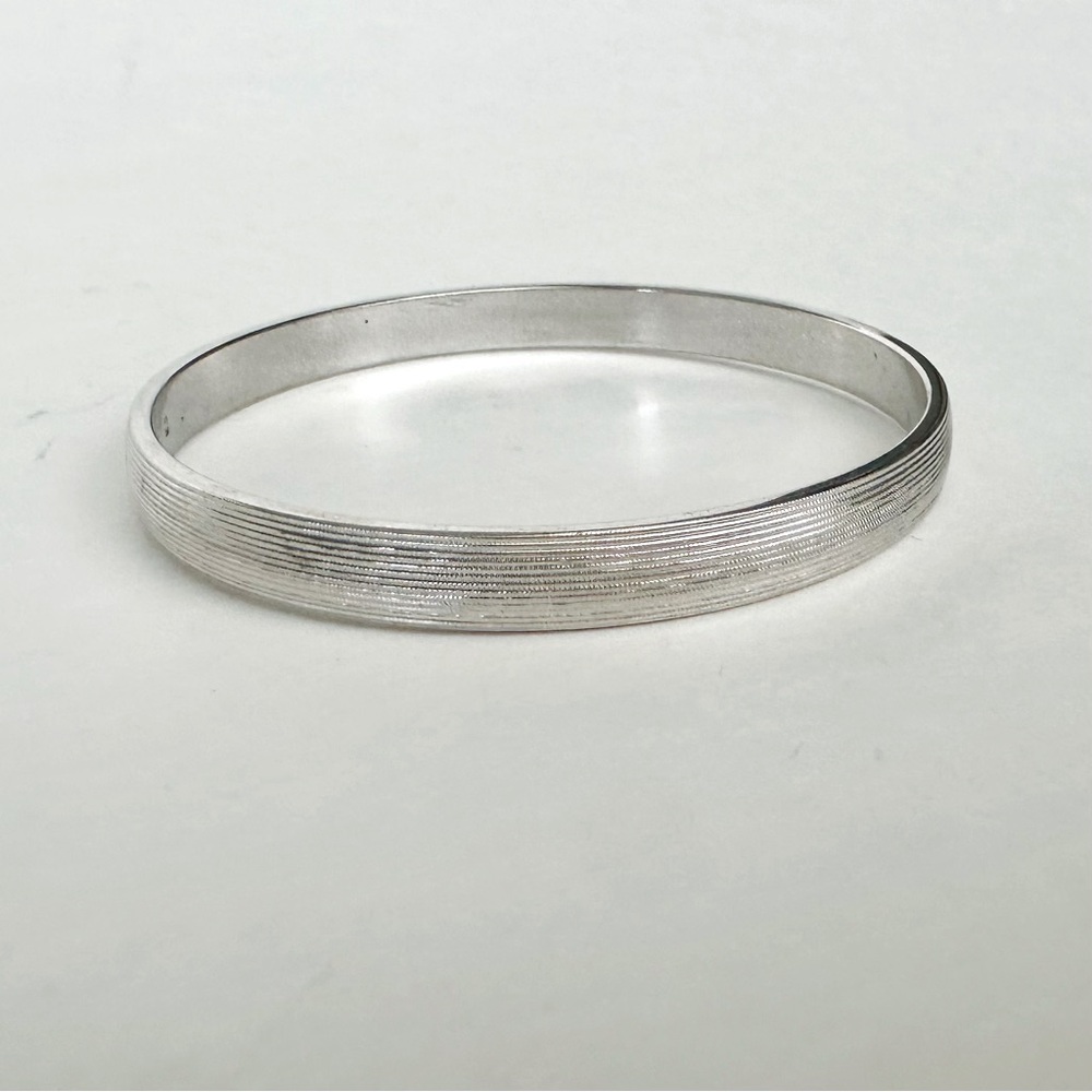Vintage MONET Textured Lines Silver-Tone Bangle Bracelet, 1/4” wide